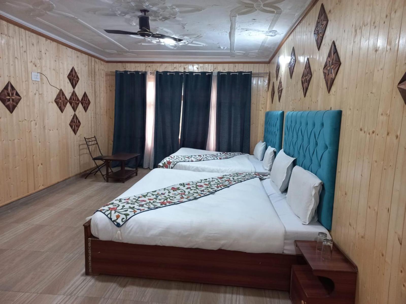 Srinagar Group Of Hotels Экстерьер фото