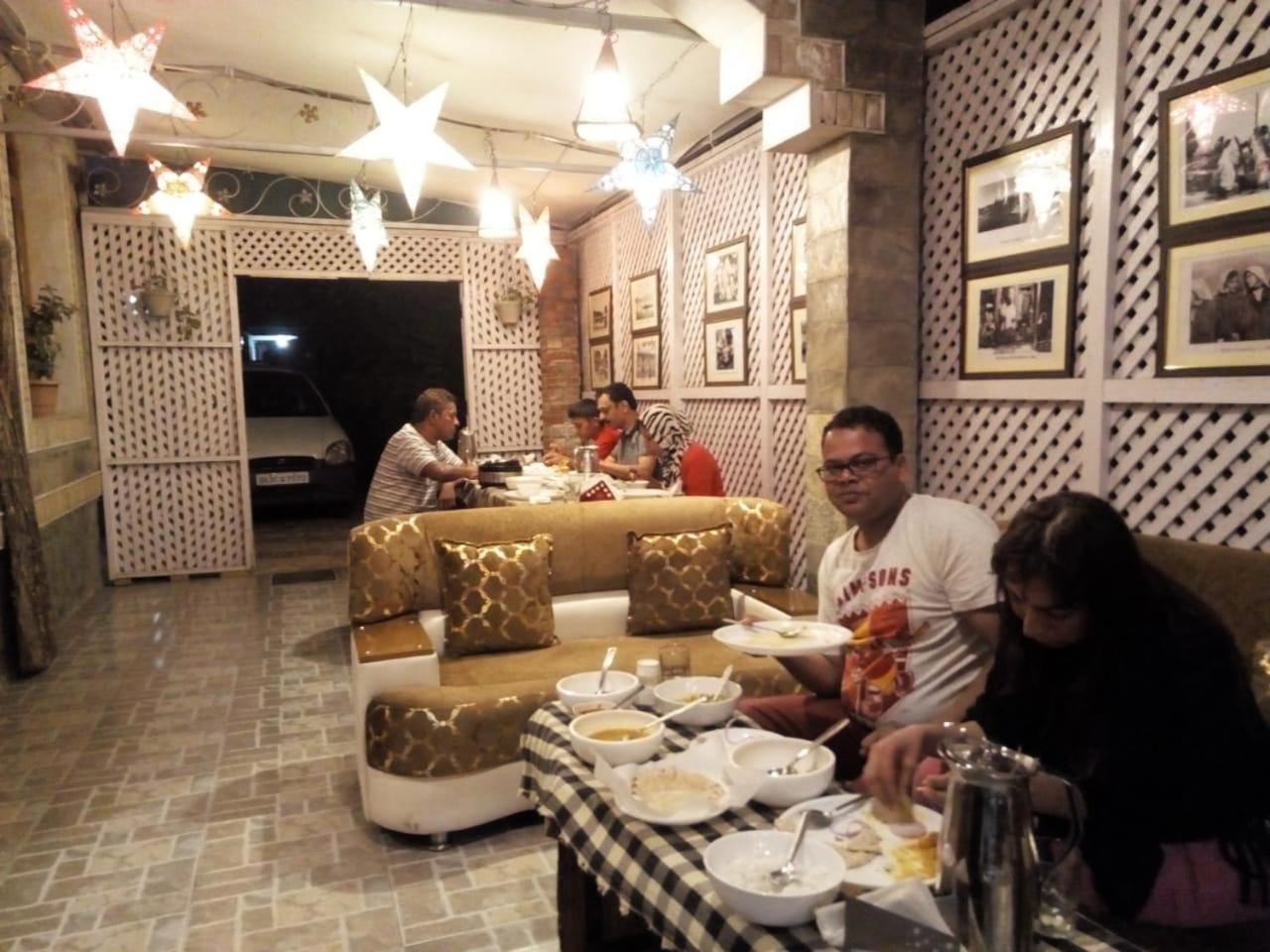 Srinagar Group Of Hotels Экстерьер фото