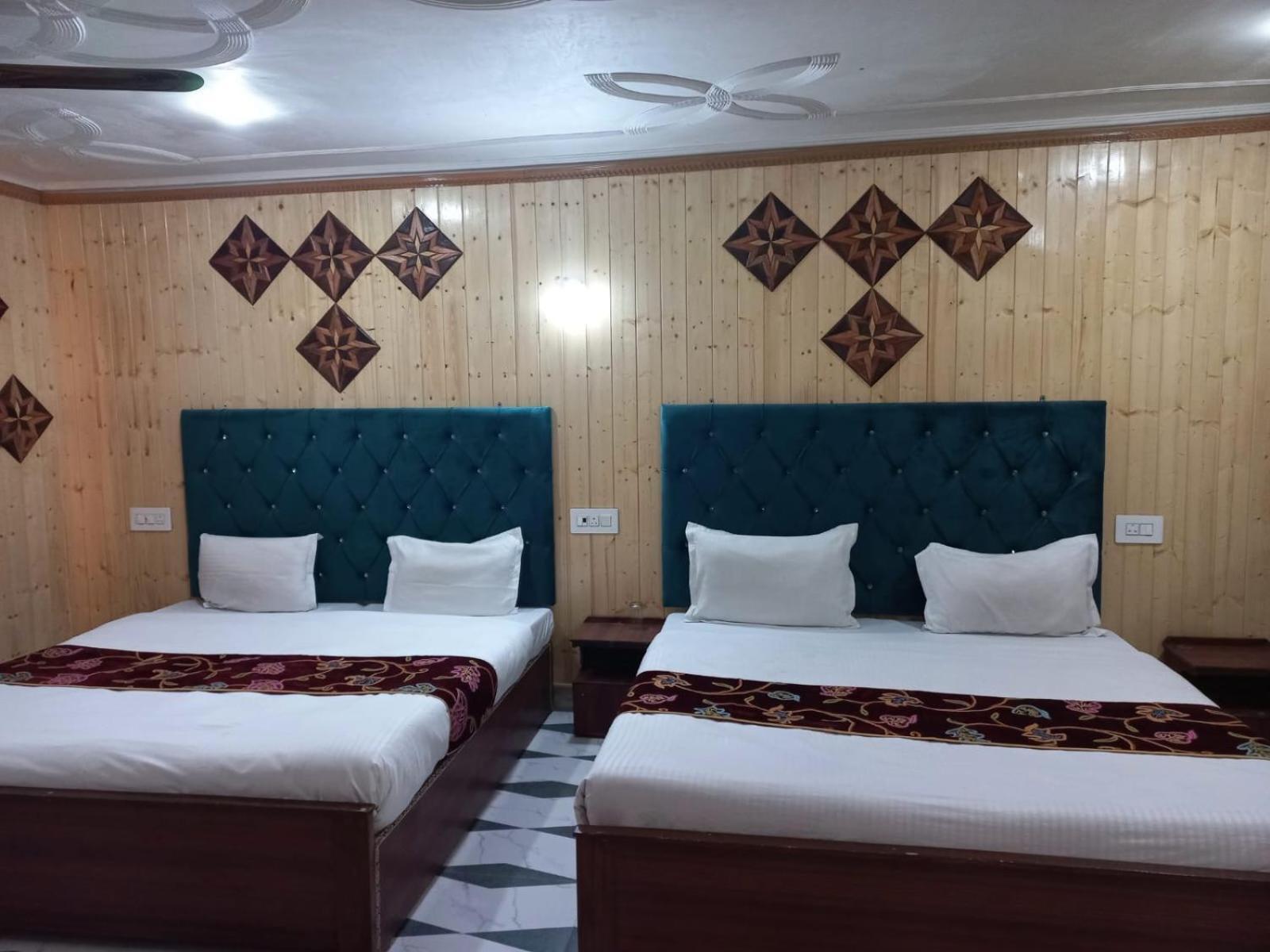 Srinagar Group Of Hotels Экстерьер фото